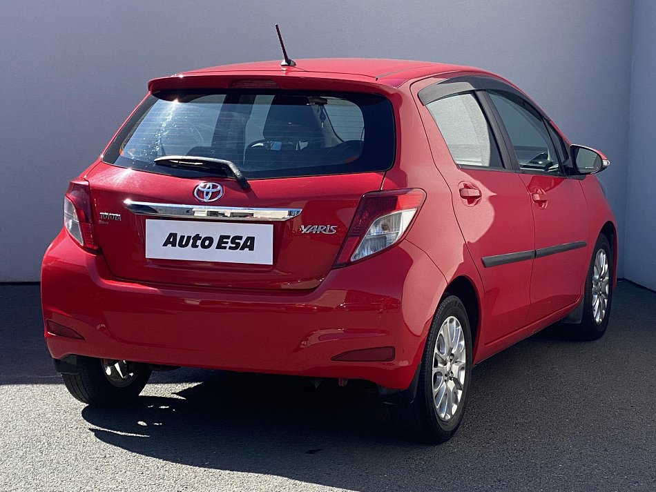 Toyota Yaris 1.3i 