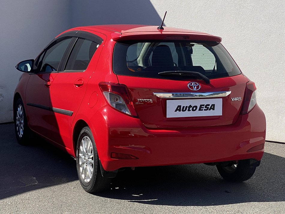 Toyota Yaris 1.3i 