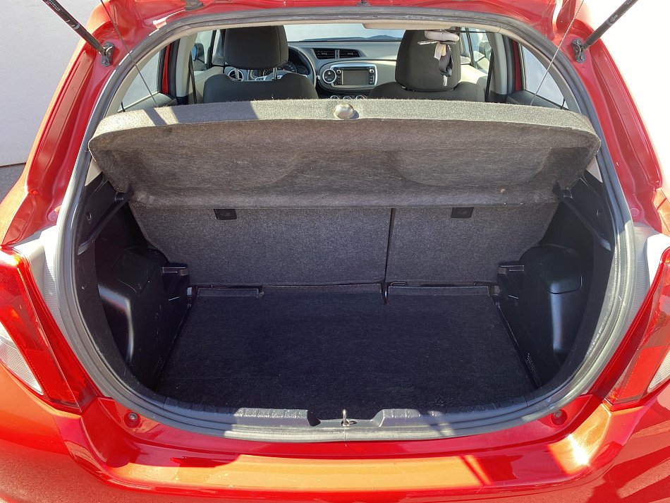 Toyota Yaris 1.3i 