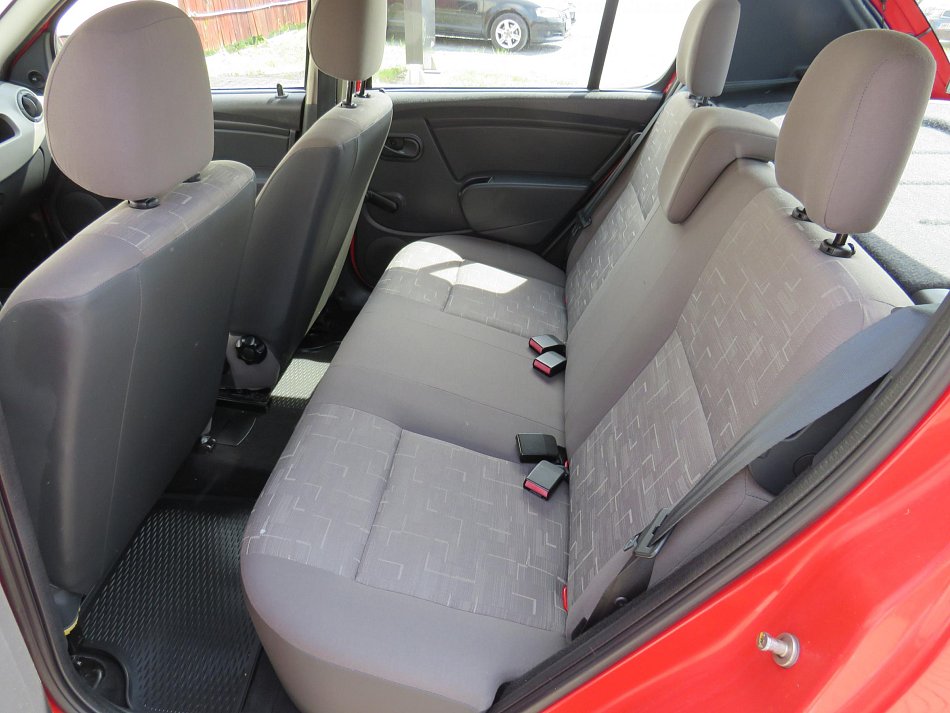 Dacia Sandero 1.1i 