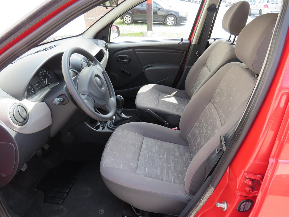 Dacia Sandero 1.1i 