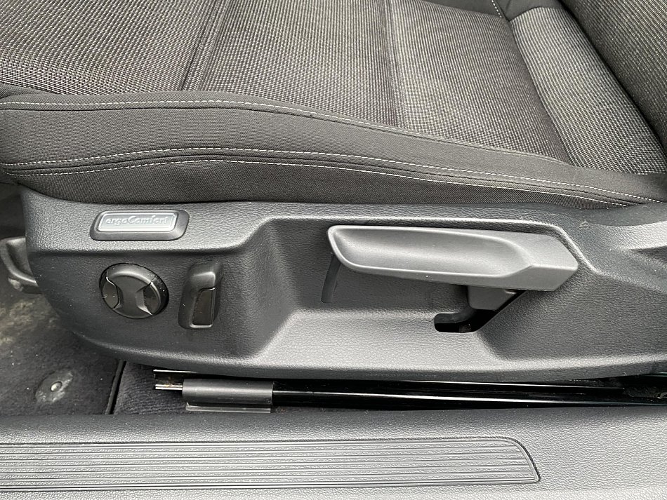 Volkswagen Passat 2.0 TDi Comfortline