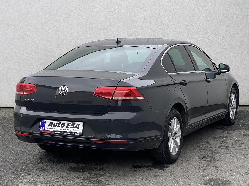 Volkswagen Passat 2.0 TDi Comfortline