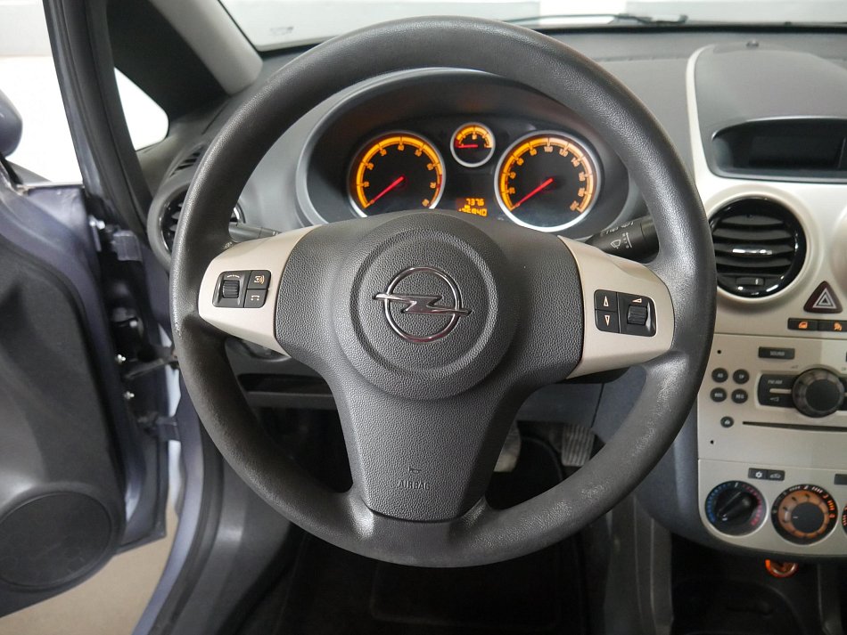 Opel Corsa 1.2 