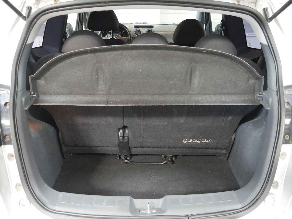 Mitsubishi Colt 1.3i 