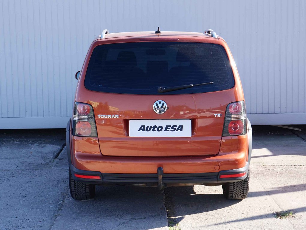 Volkswagen Touran 1.4TSi CROSS