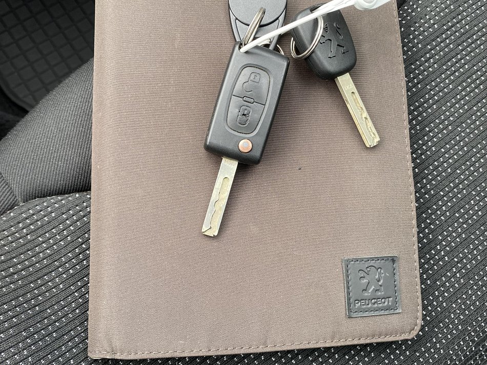 Peugeot 308 1.6 VTi 