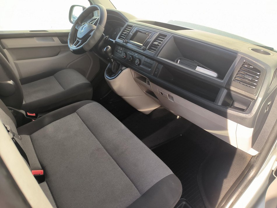 Volkswagen Transporter 2.0TDi  L1H1