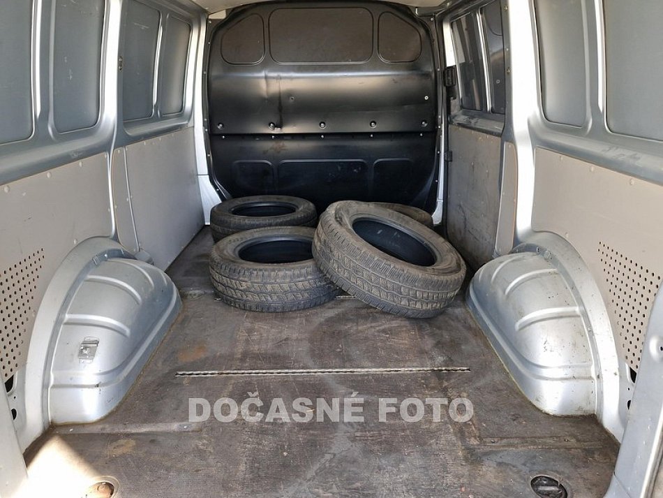 Volkswagen Transporter 2.0TDi  L1H1