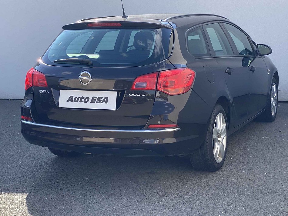 Opel Astra 1.4T Energy