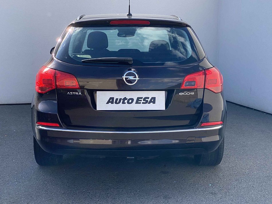Opel Astra 1.4T Energy