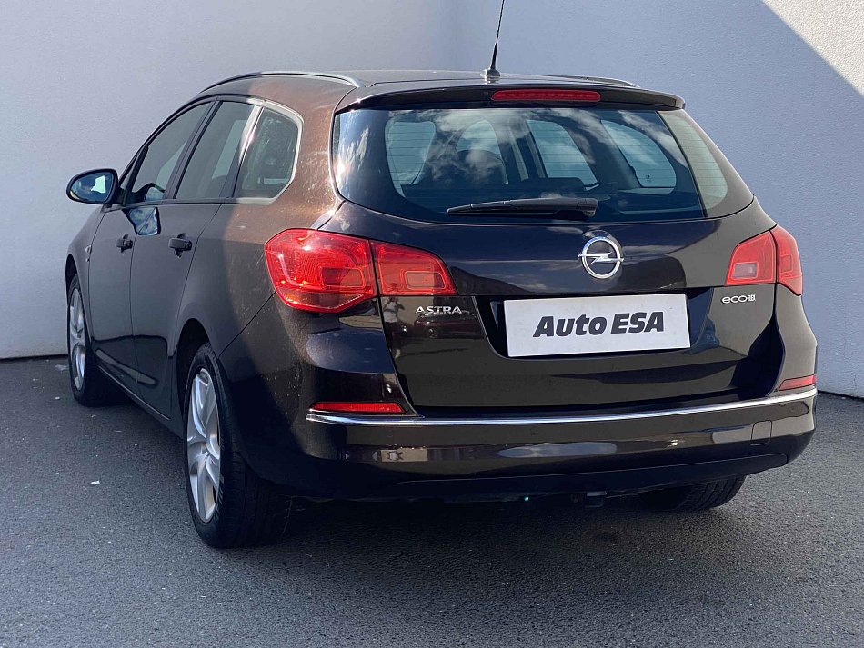 Opel Astra 1.4T Energy