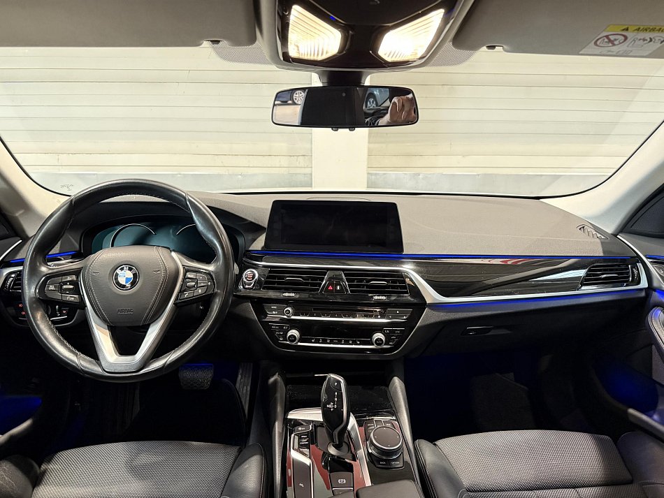 BMW Řada 5 2.0i  530i xDrive