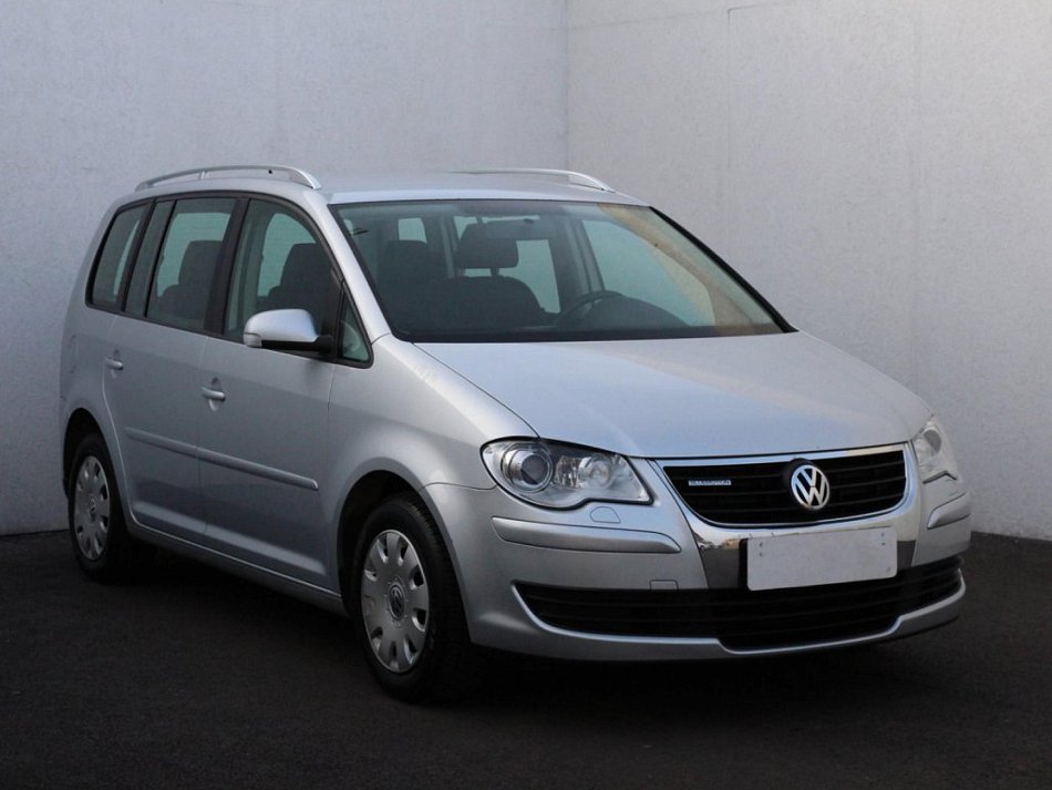 Volkswagen Touran 2.0 TDi CROSS