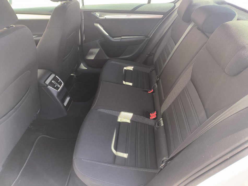 Škoda Octavia III 1.6 TDi Ambition