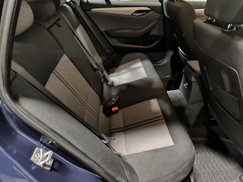 BMW X1 2.0 D  sDrive