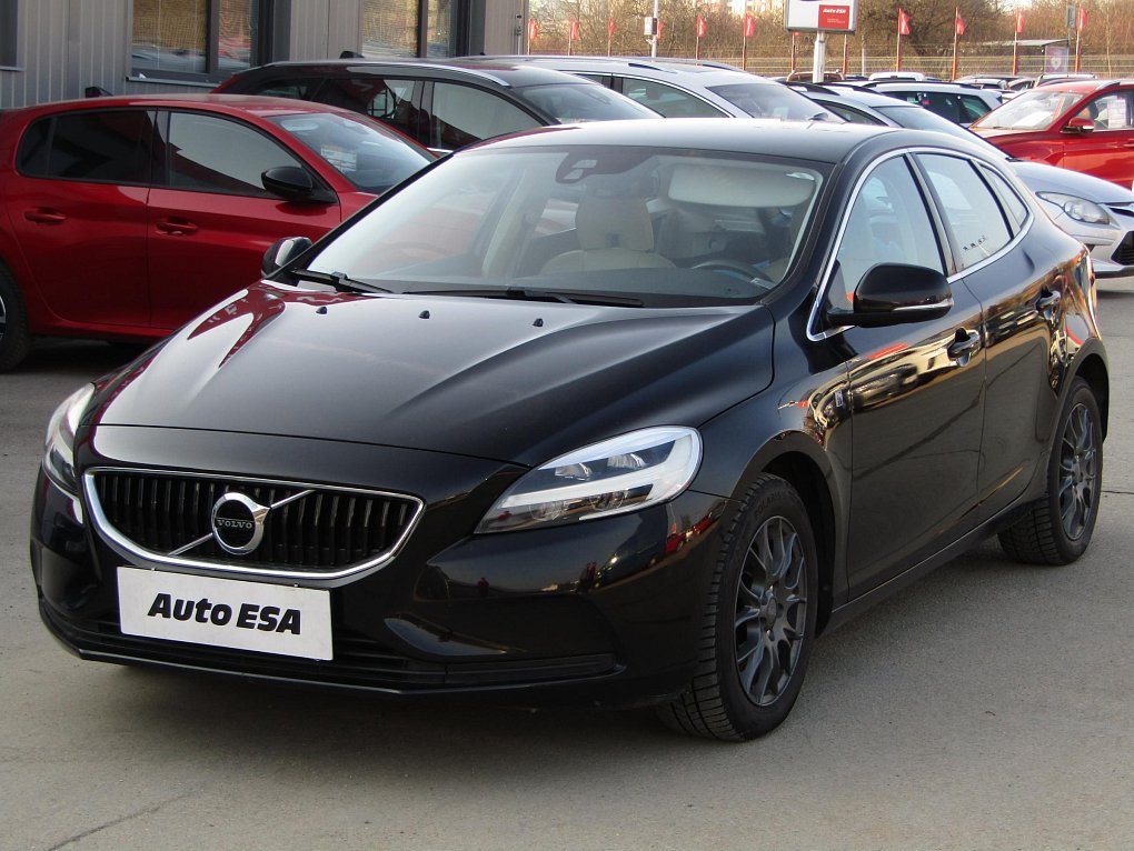 Volvo V40 2.0 D2 