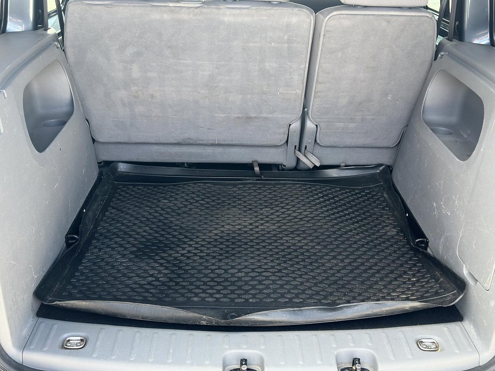 Volkswagen Caddy 1.9TDi  4x4