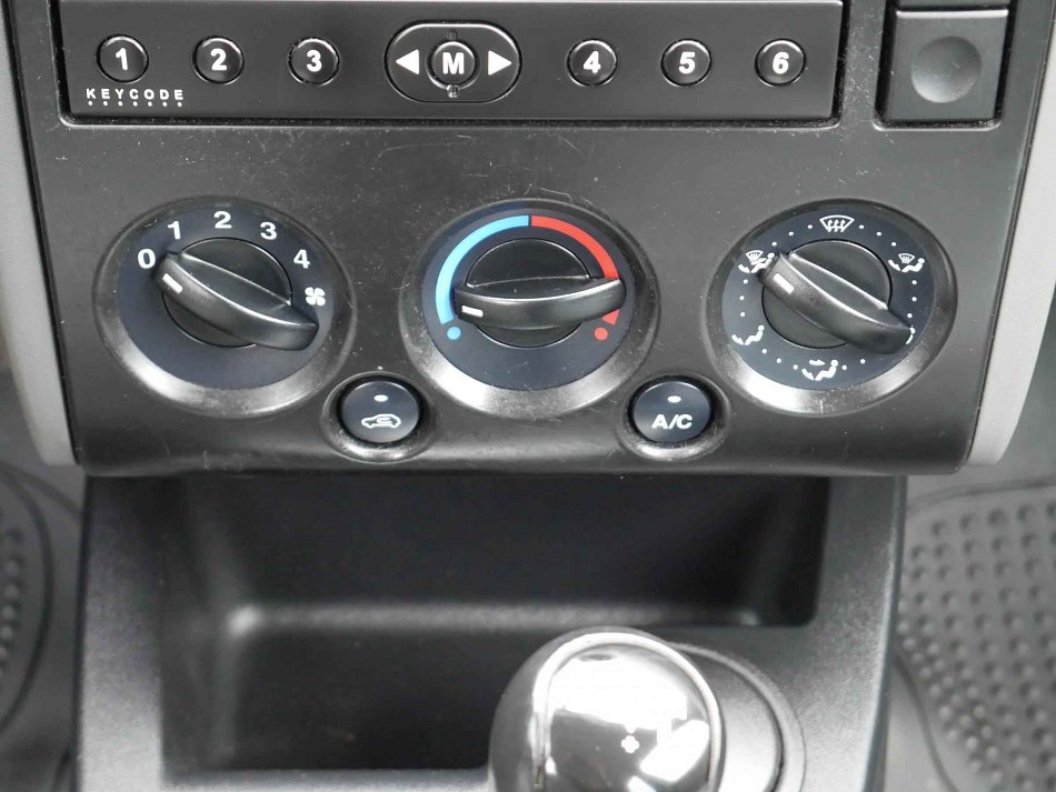 Ford Fusion 1.4i 