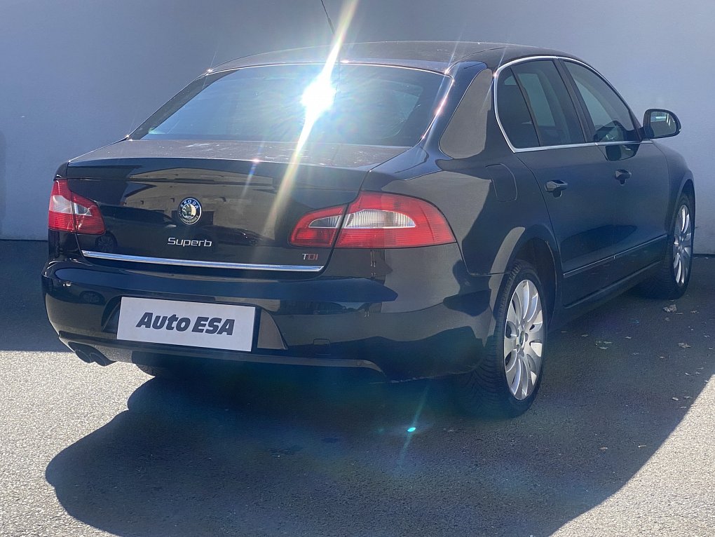 Škoda Superb II 2.0 TDi Elegance