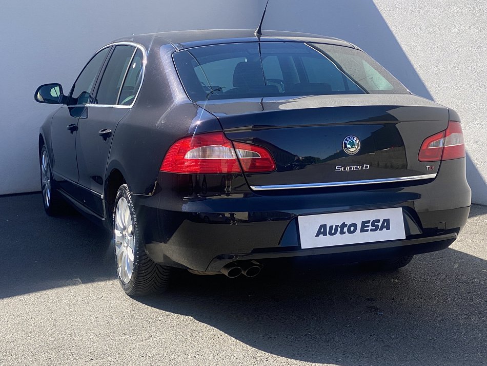 Škoda Superb II 2.0 TDi Elegance