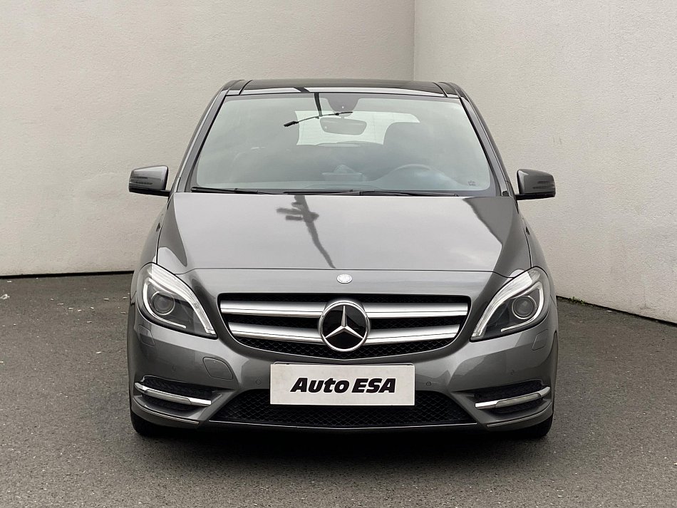 Mercedes-Benz Třída B 1.6i  180