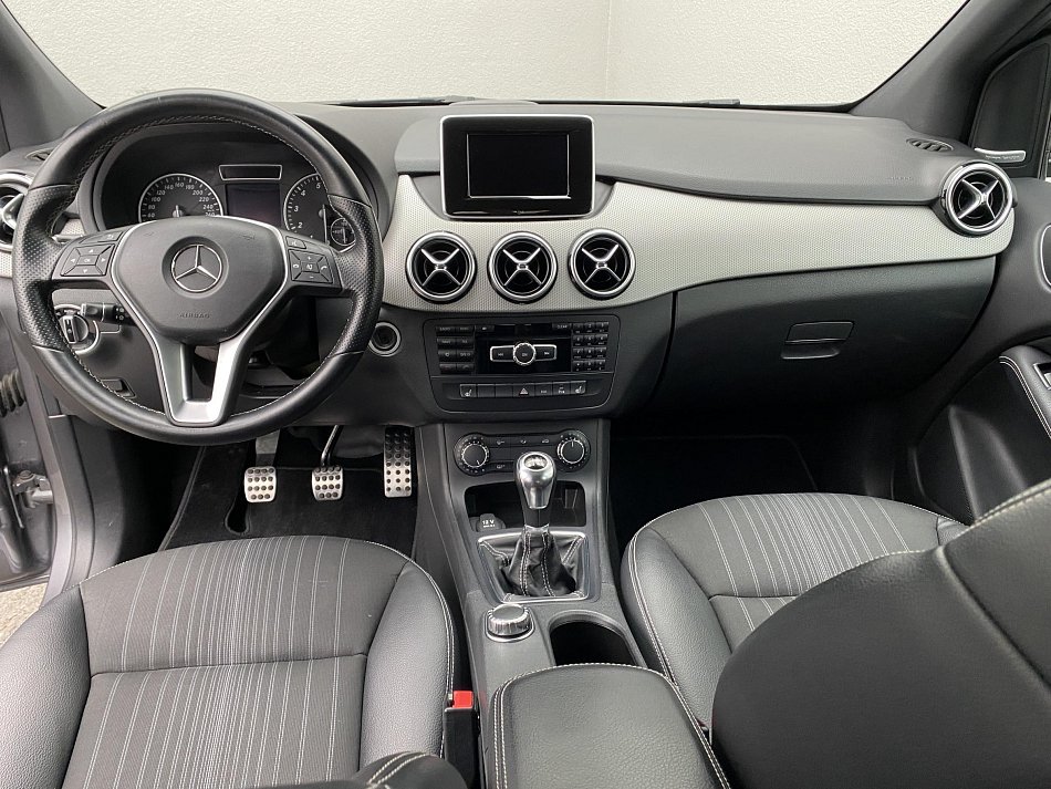 Mercedes-Benz Třída B 1.6i  180