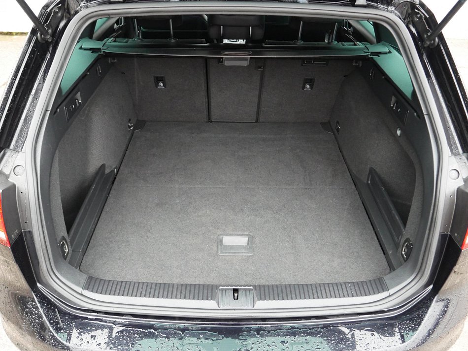 Volkswagen Passat 2.0TDi Comfortline R-Line
