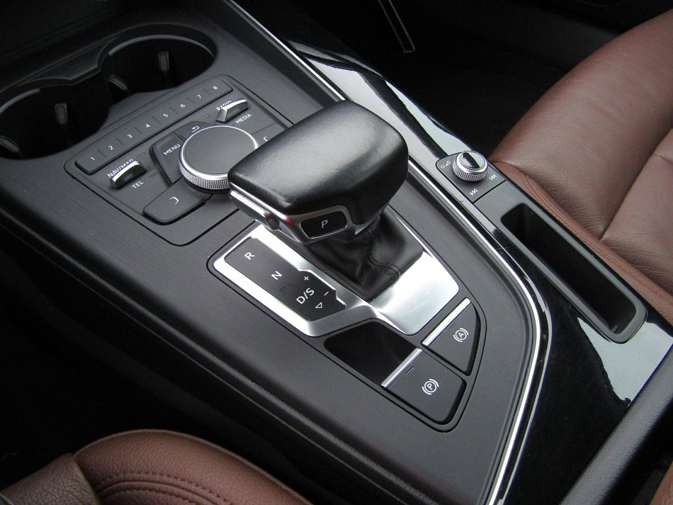 Audi A4 2.0TDi  Avant