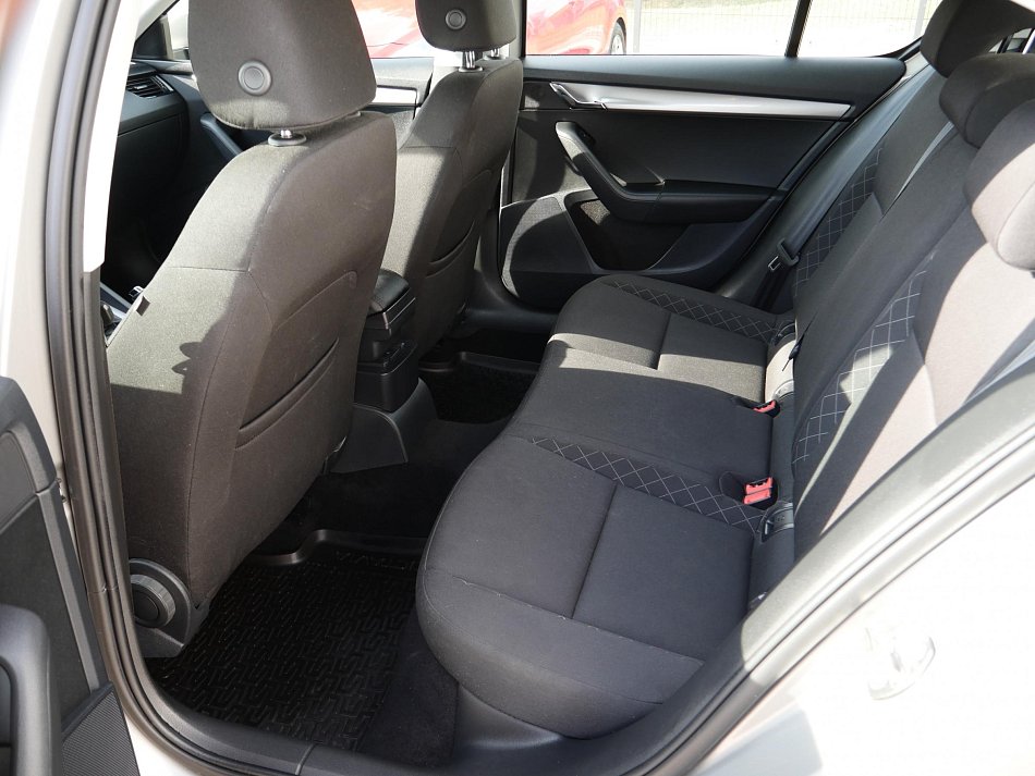 Škoda Octavia III 1.6 TDi 