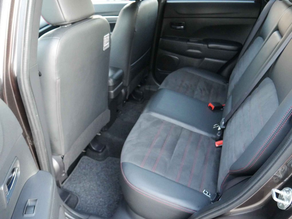 Mitsubishi ASX 2.0 MiVEC  4x4