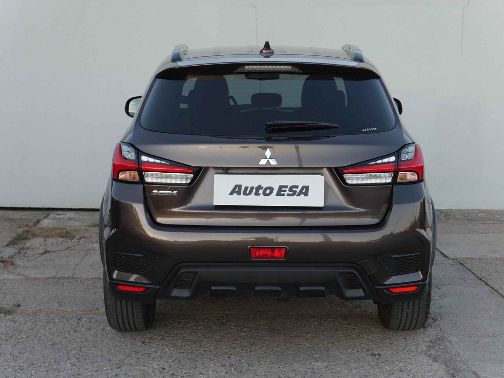 Mitsubishi ASX 2.0 MiVEC  4x4