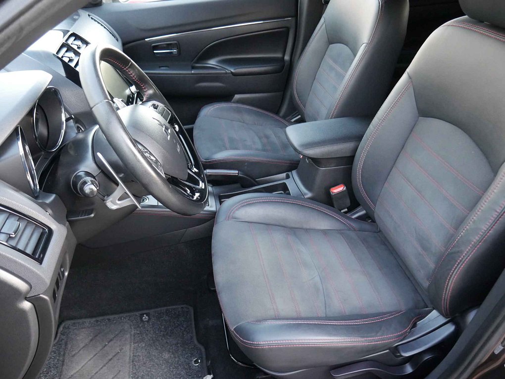 Mitsubishi ASX 2.0 MiVEC  4x4