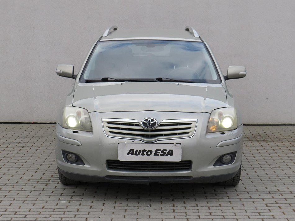 Toyota Avensis 2.2D-4D 