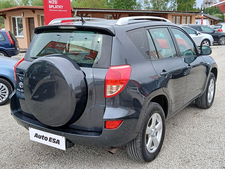 Toyota RAV4 2.0 VVT-i  4x4