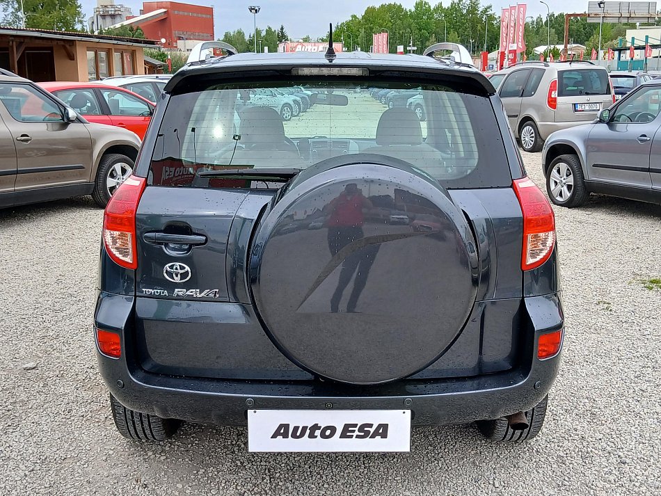 Toyota RAV4 2.0 VVT-i  4x4