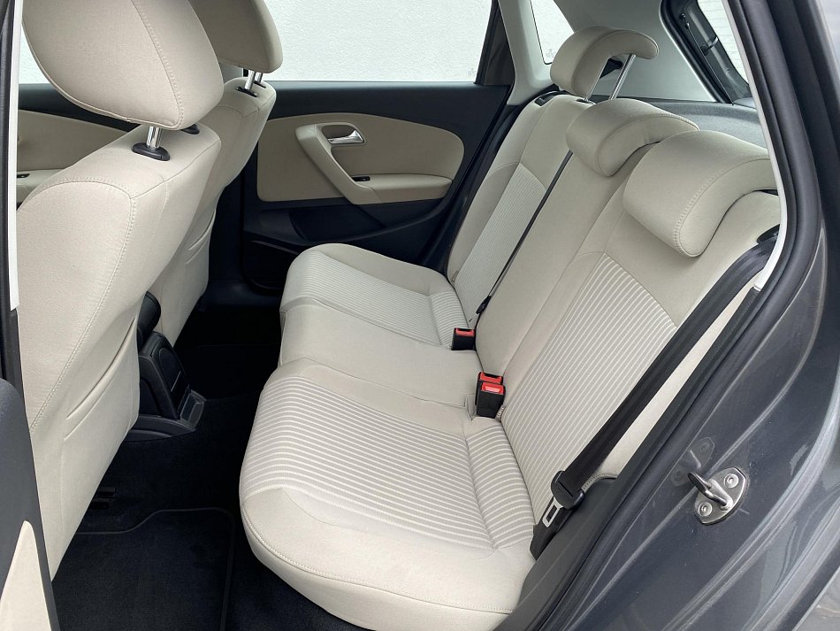 Volkswagen Polo 1.2 TSi Highline