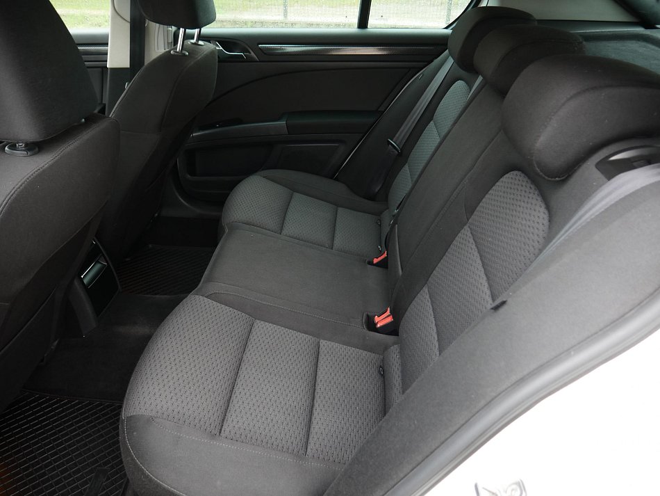 Škoda Superb II 1.6 TDi Elegance
