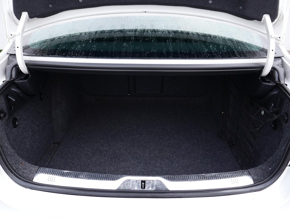 Škoda Superb II 1.6 TDi Elegance