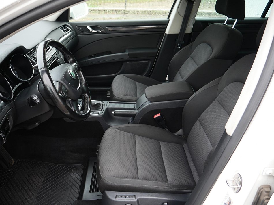 Škoda Superb II 1.6 TDi Elegance