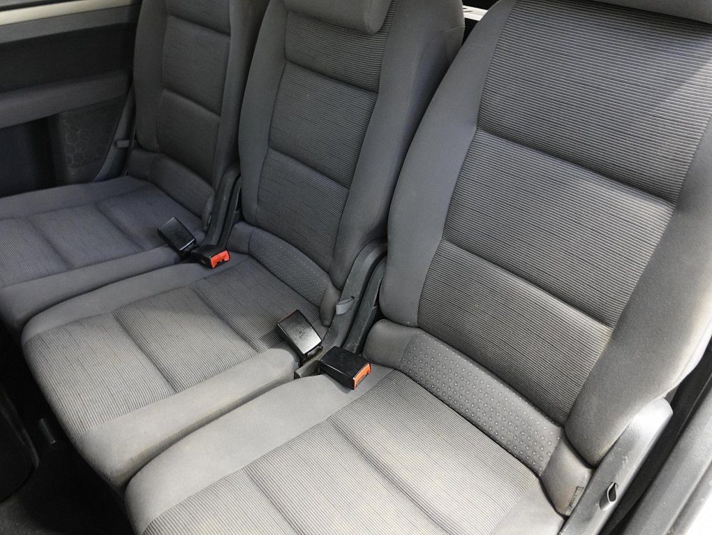 Volkswagen Touran 1.9TDi 