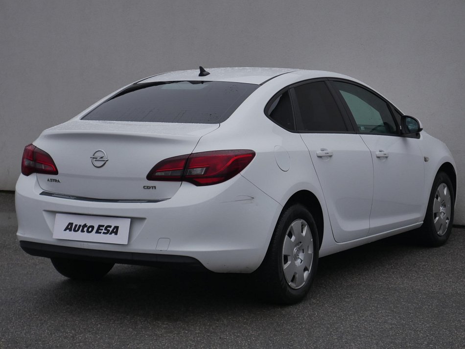 Opel Astra 1.6. CDTi 