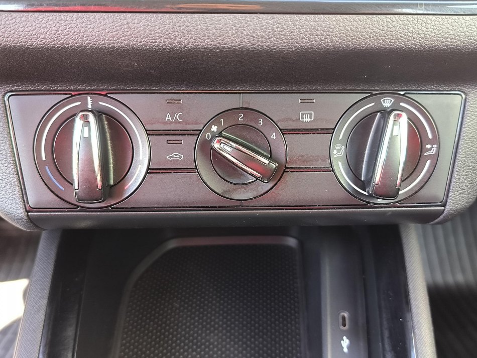 Škoda Kamiq 1.0 TSi Ambition