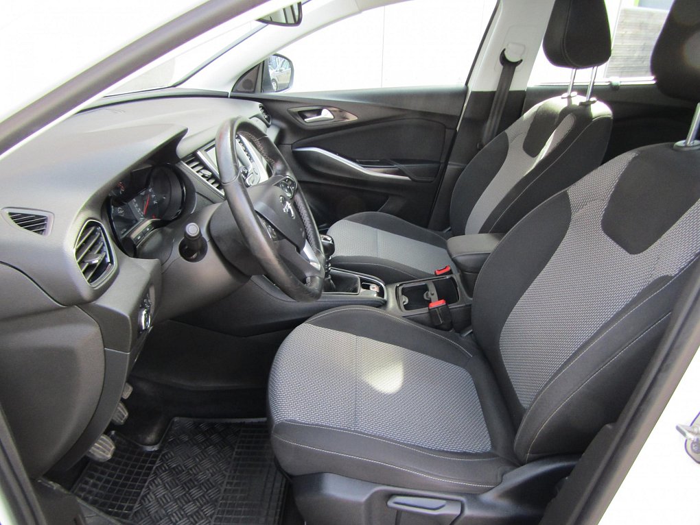 Opel Grandland X 1.2T 