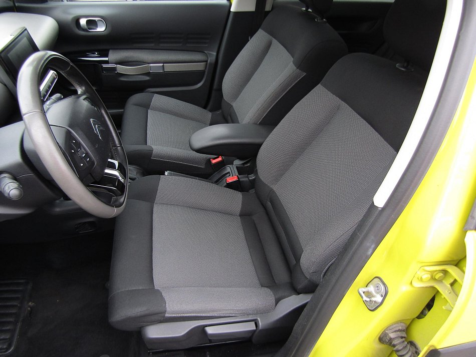 Citroën C4 Cactus 1.2 PT Shine