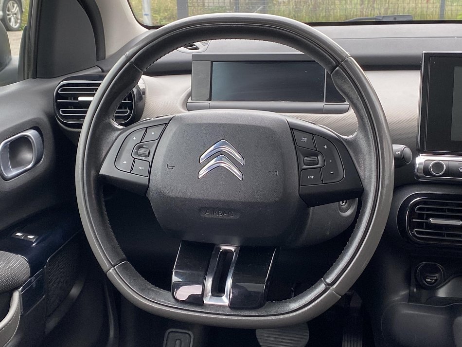 Citroën C4 Cactus 1.2 PT Shine