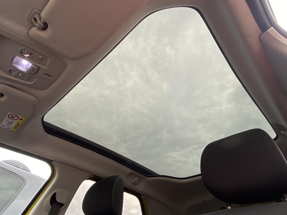 Citroën C4 Cactus 1.2 PT Shine