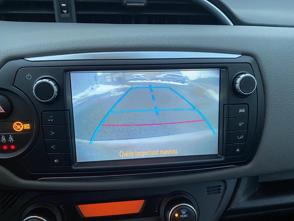 Toyota Yaris 1.4 VVT-i Dynamic