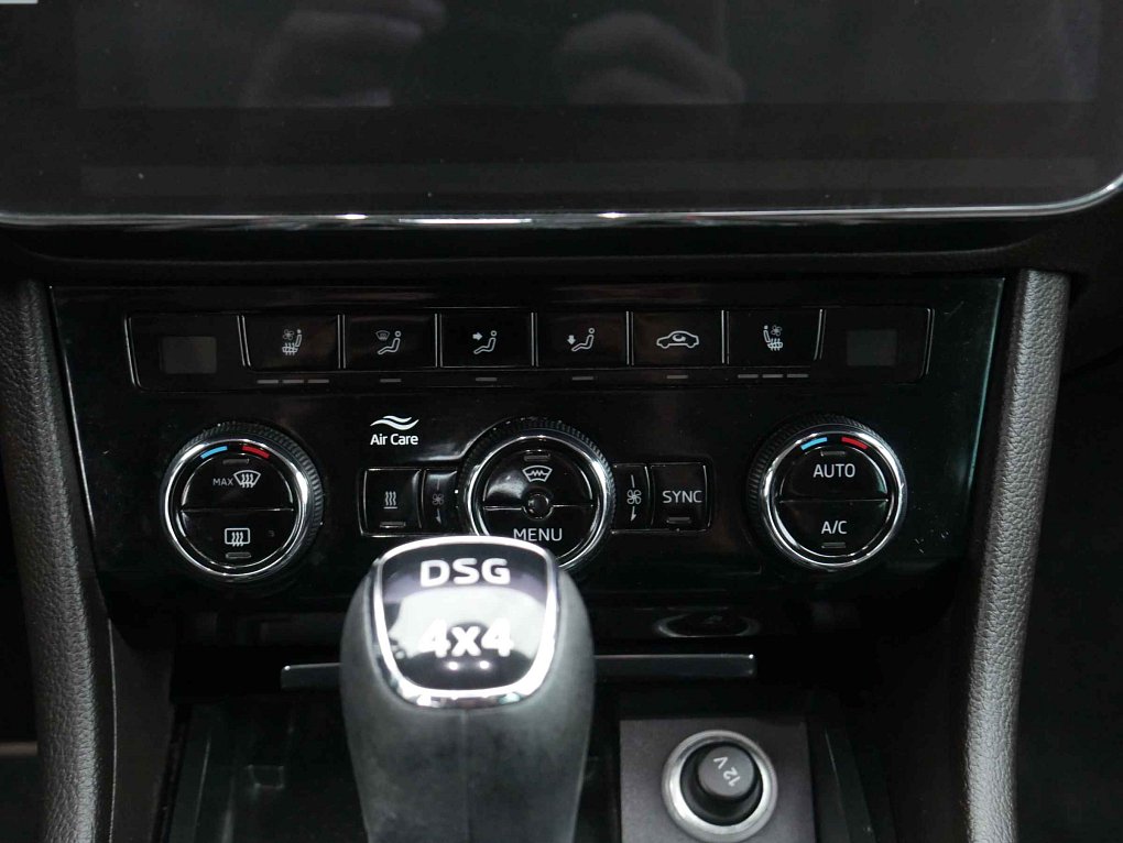 Škoda Superb III 2.0 TDi  4x4