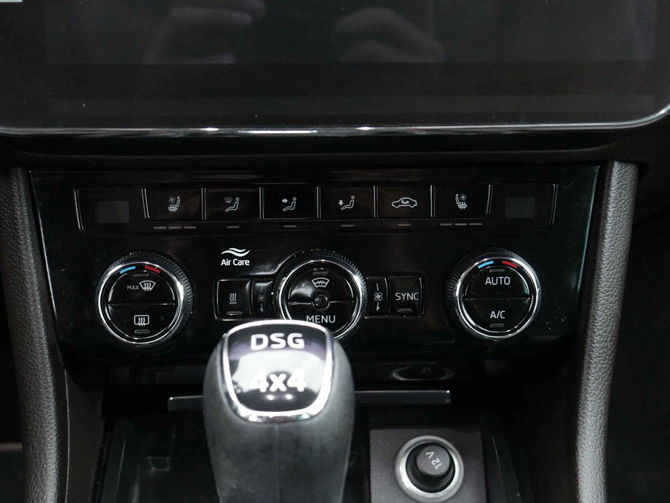 Škoda Superb III 2.0 TDi  4x4
